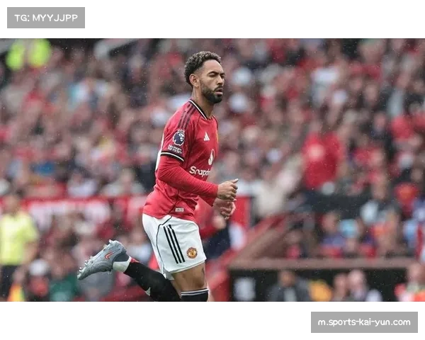 迪亚洛携手姆伯莫默契十足 兄弟情深助力球队攻防共荣 迪亚洛携手姆伯莫默契十足 兄弟情深助力球队攻防共荣